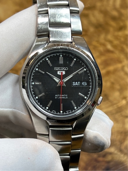 2cf976f2-f482-4a1d-8ed8-cc65f14b2d5f