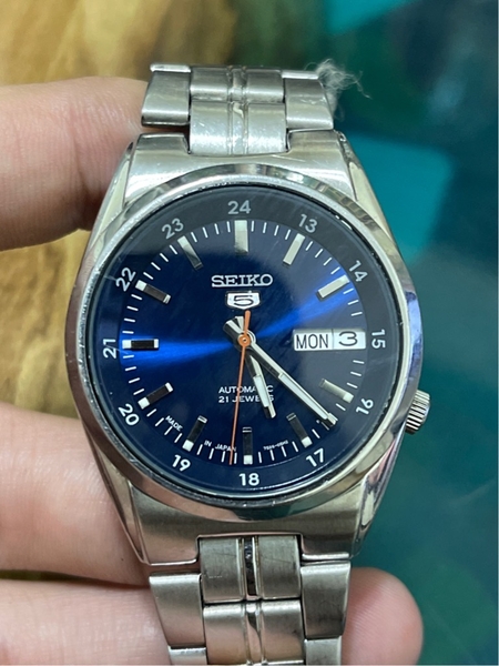 2ebf5568-97b2-4001-86cc-6c1ad3e19843