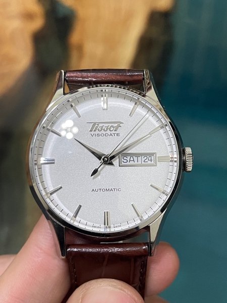 634b01db-e1ab-4cb3-88f0-ecfeb1cd7f7d