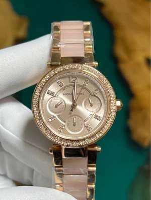 7c016cbc-7cf6-44c7-8e51-fb1224c2404f