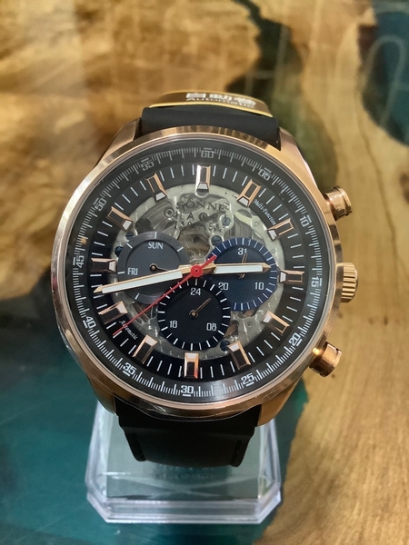 82d3af25-a246-4d09-bf4e-3151f81d0d4d