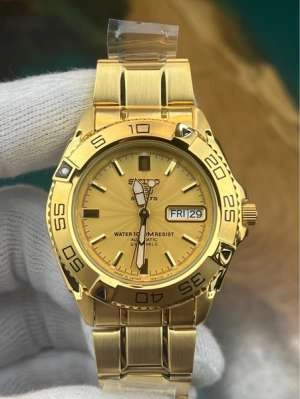 898dcc3b-5fa0-4548-9a58-b1a124730e12