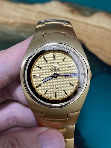 9418b2f5-27ad-4eae-96a7-53eb269524e0