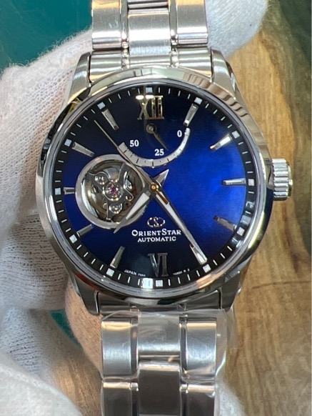 b3f424c0-80ce-43ca-9813-2b360dffd180