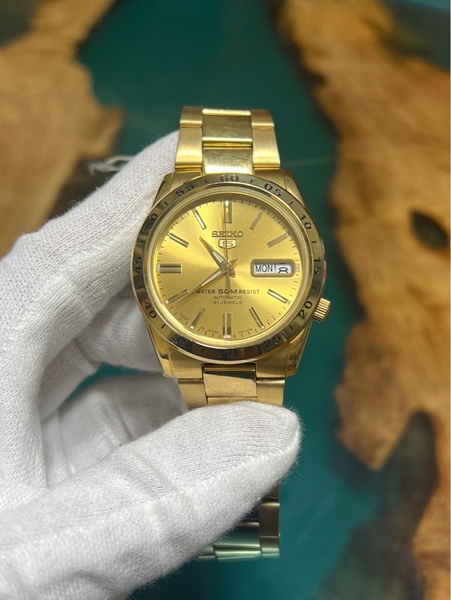 bb75f801-c724-4e73-a690-f2ed878d3425