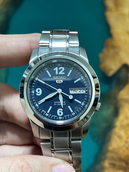 e222e1d5-dee8-4b1d-800a-fd60c356b1bd