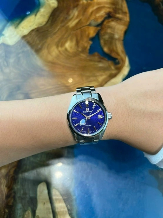 z-8407027738716085211-2-2bc420a85044fff9ef836eba06aac29e