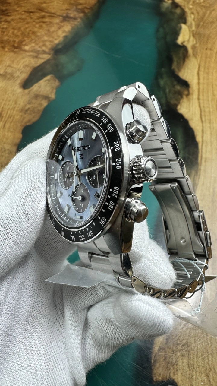 z5111117795191-efefd2fca92102356df76b6e7cffa336