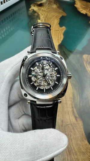 z5120511252233-60d50a83536745a56c9819451121cf77