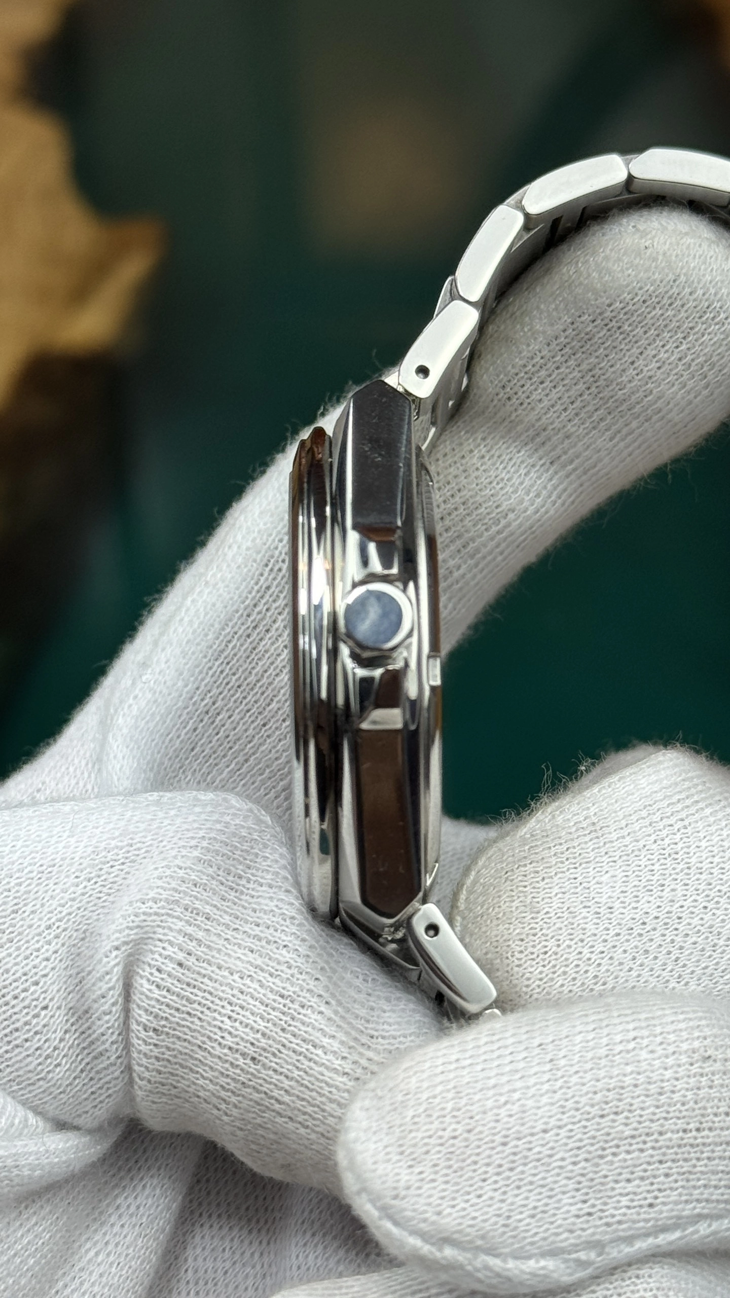 z5225429774237-a20cf784d9910094124dfa46292ee825