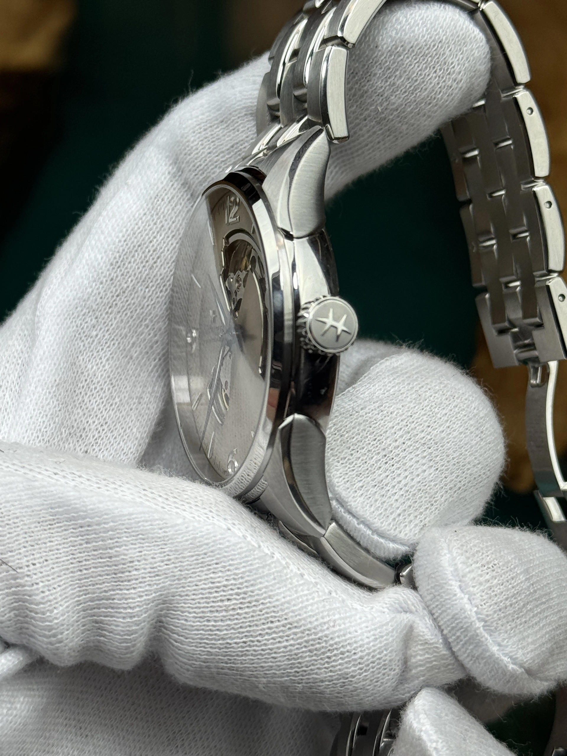 z5250770637407-5352c8edf4d511a1ab6f7c9942a2be17