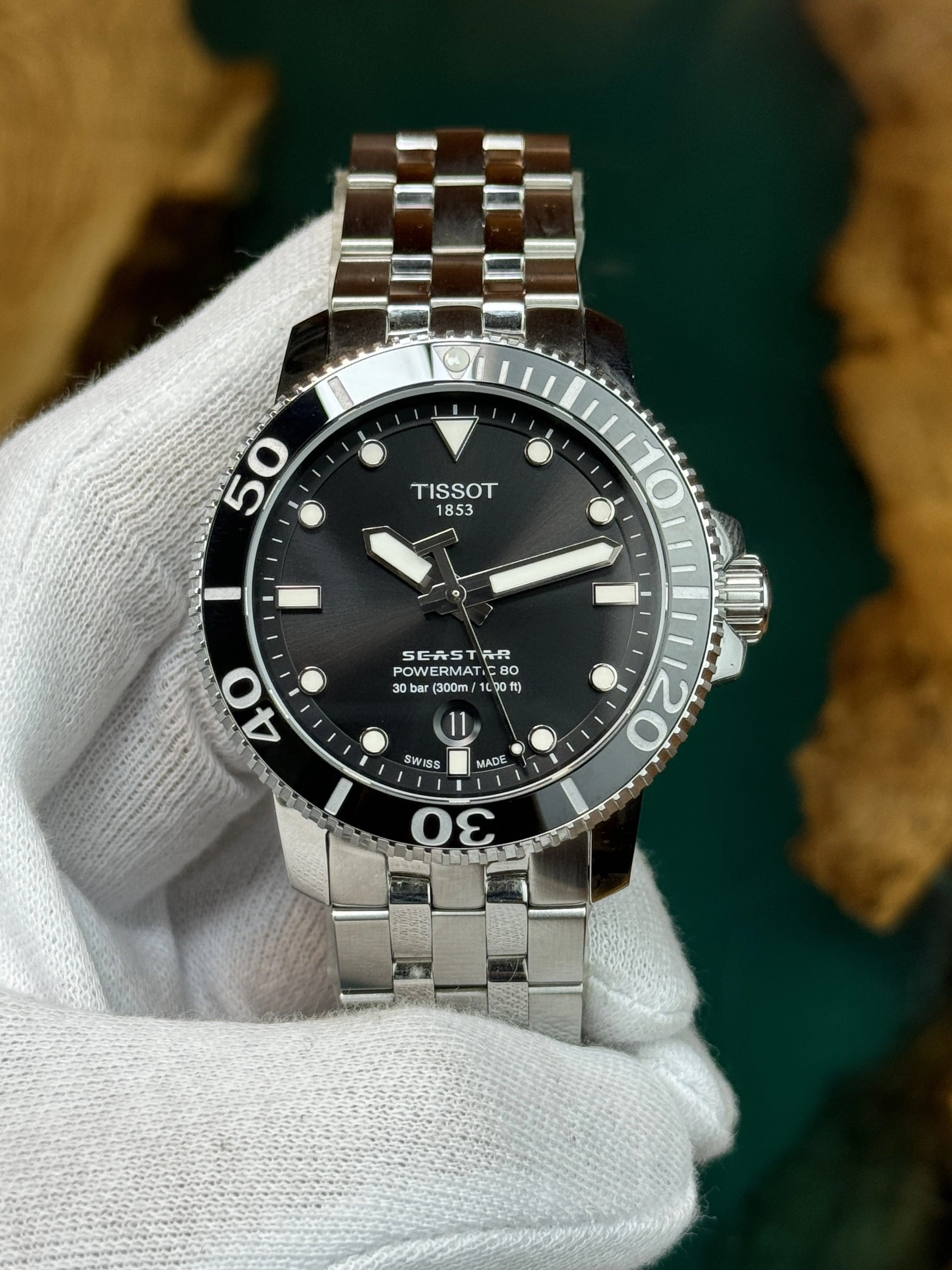 z5289500483904-e40f6b1da4d24fbf22db86e2cca9f7b4-min