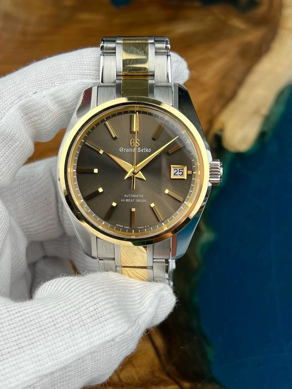 z5304710939792-5fcda8adafba7c615ef5df706c40bb62