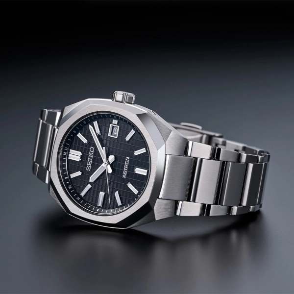 Seiko Astron SBXY063 7B72-0AF0