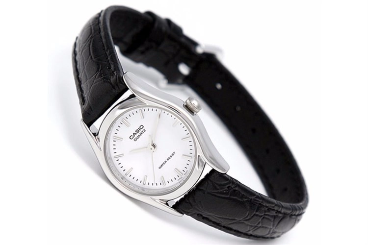 casio-ltp-1094e-7ardf-den-3-750x500