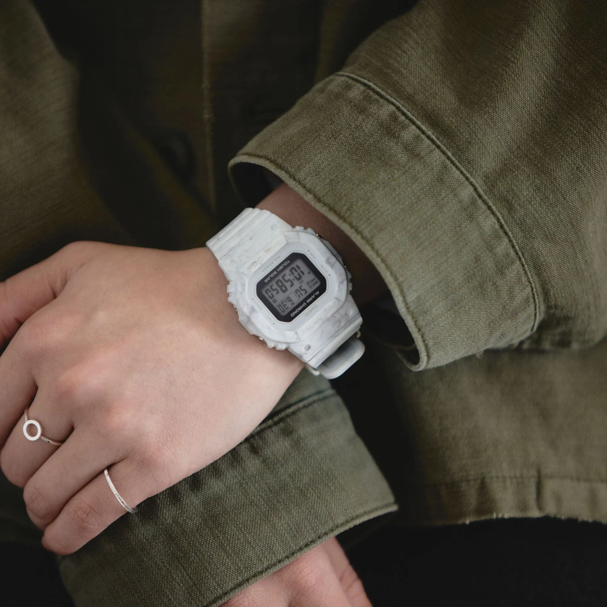 gm-s5600rt-7-model01-1908593928e84f8295bd835bffdacb48-master