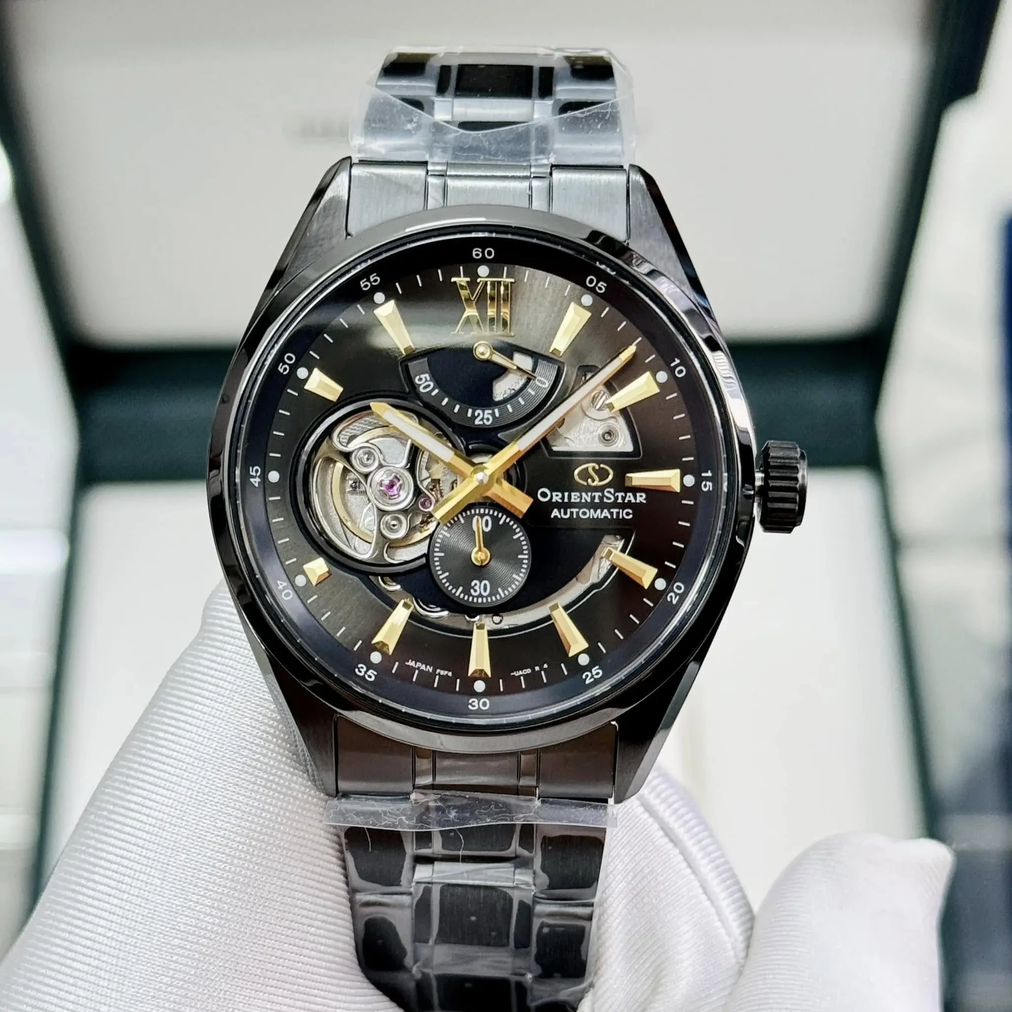 orient-star-contemporary-modern-skeleton-rk-av0129b