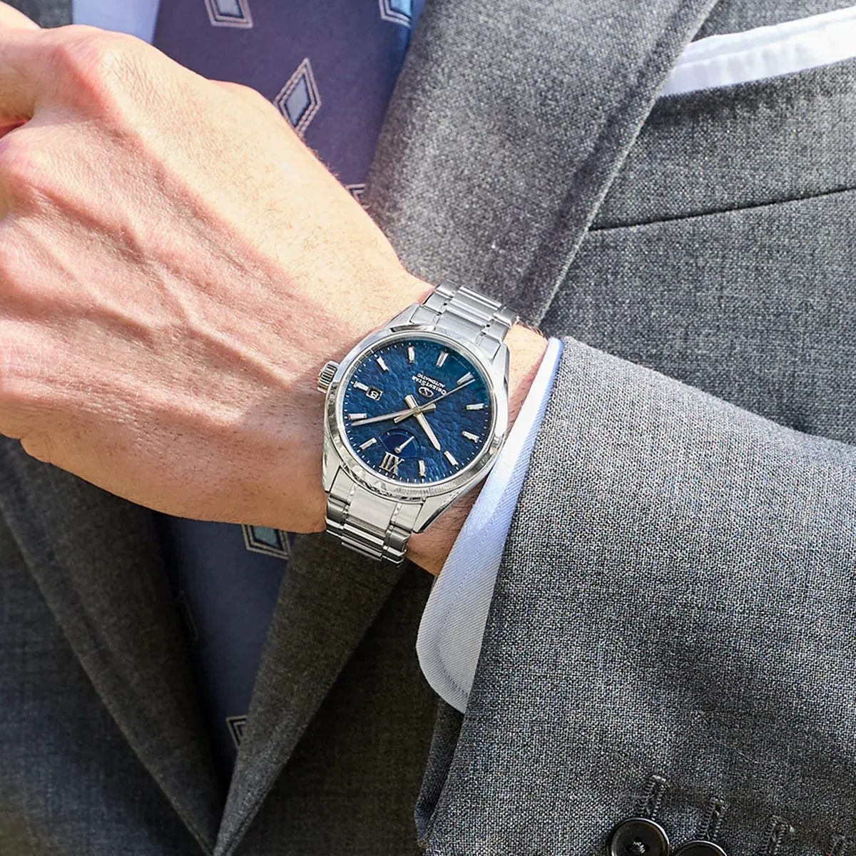 orient-star-m34-f8-date-rk-bx0003l-3