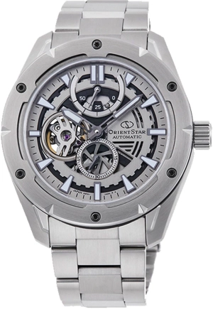 re-av0a02s00b-a-1600x1067-crop-center