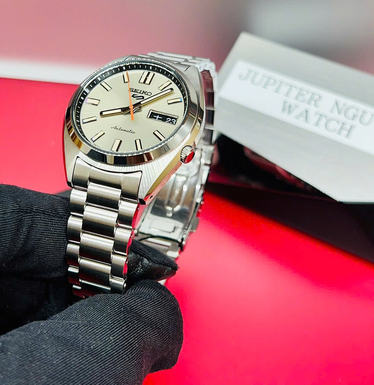 z5964610440483-85820f9ef6d087285c6cafa8b8a0d321