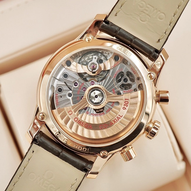 7-omega-hour-vision-co-axial-chronograph-43153425102001