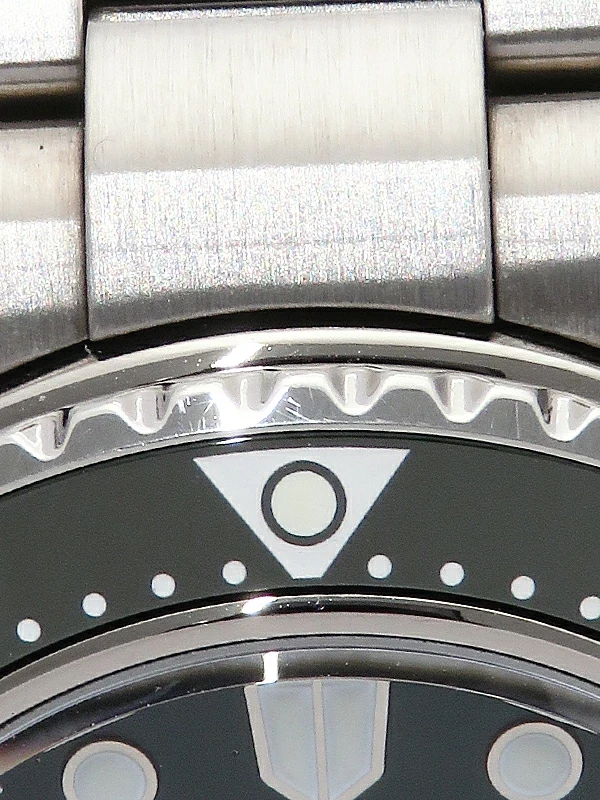1738014100018-3