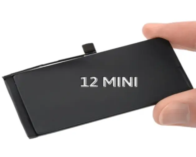 thay-pin-iphone-12-mini-1