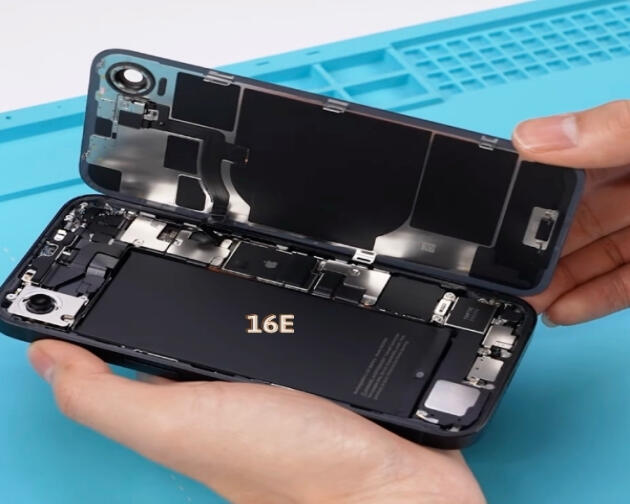 thay-pin-iphone-16e