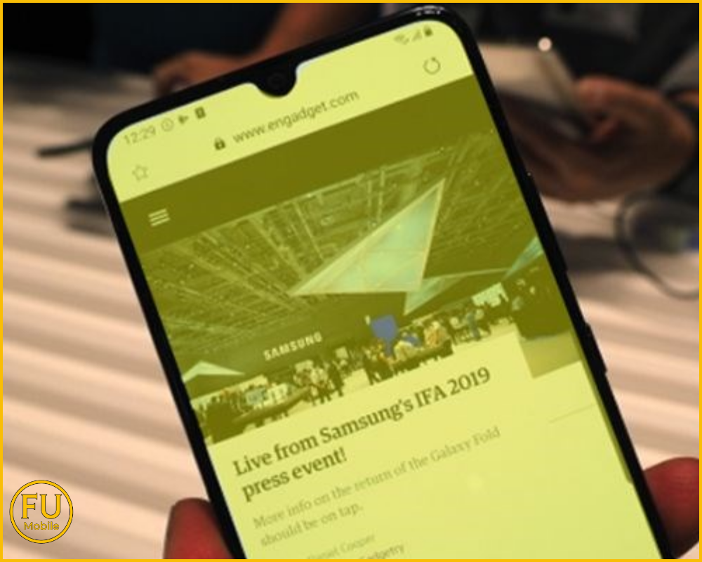 Điện thoại bị ám màn gây khó khăn khi dùng điện thoại