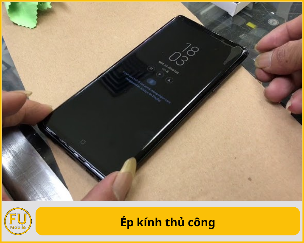 Ép kính thủ công