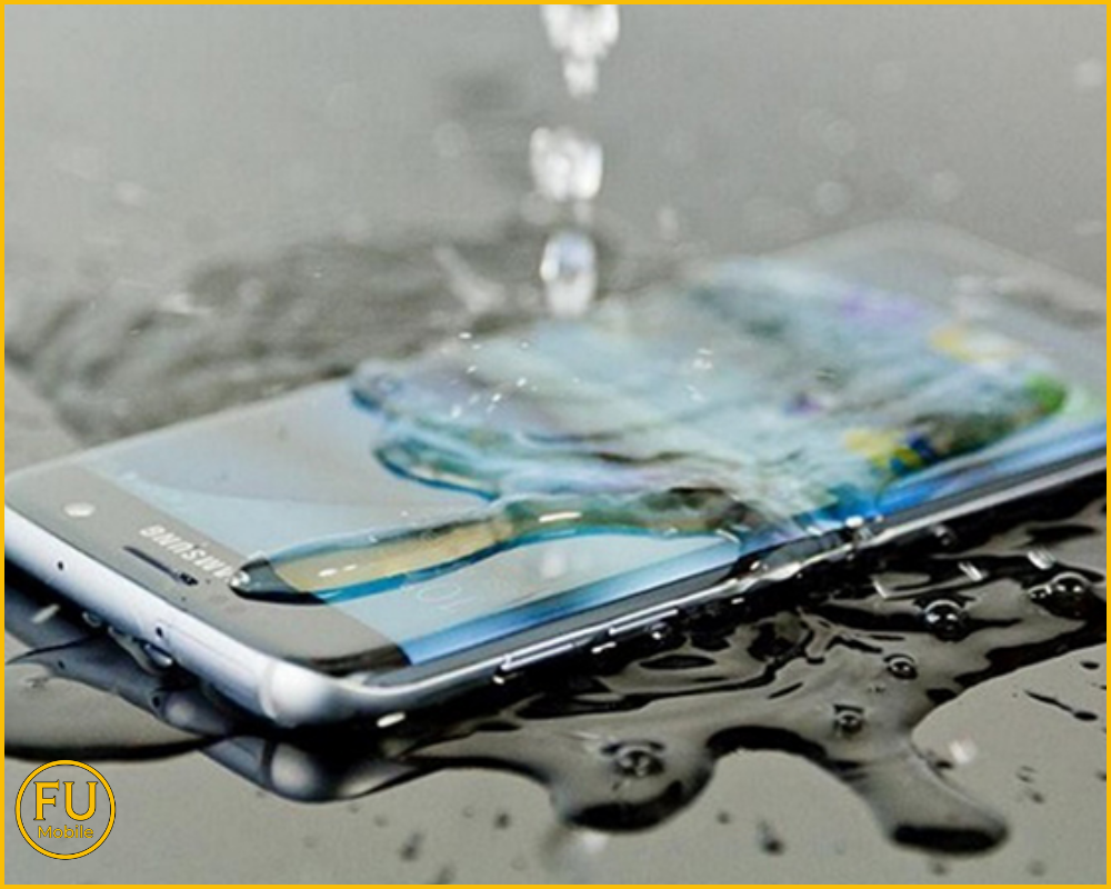 Sai lầm thường gặp khi dùng điện thoại kháng nước