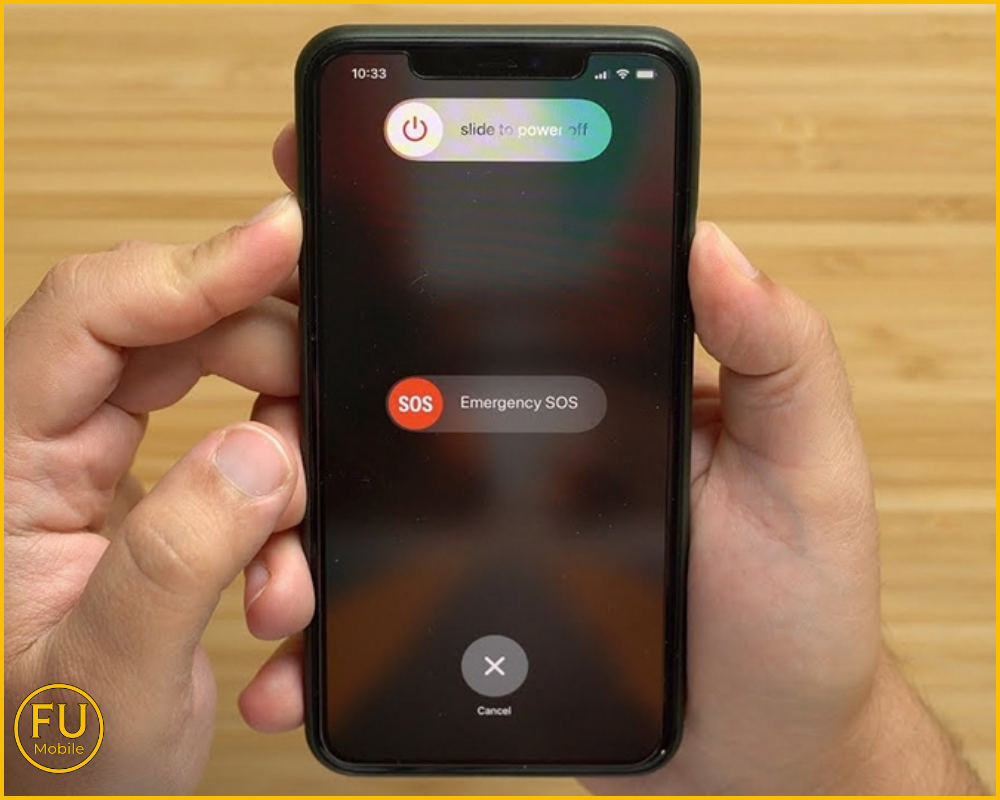 Khởi động lại iPhone