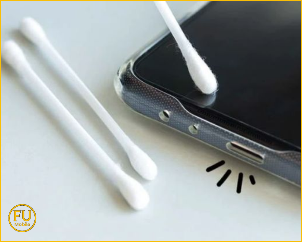 Vệ sinh cổng sạc Type-C