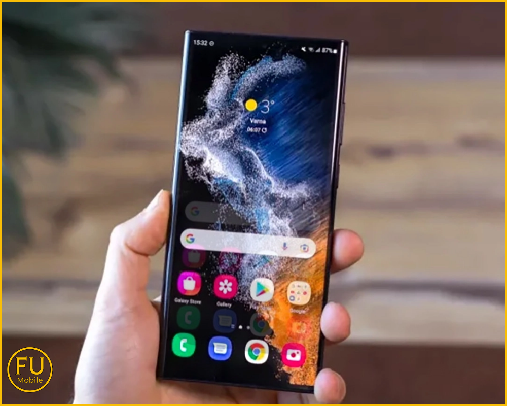 FUmobile - Trung tâm sở hữu thiết bị ép kính hiện đại và kỹ thuật viên giàu kinh nghiệm