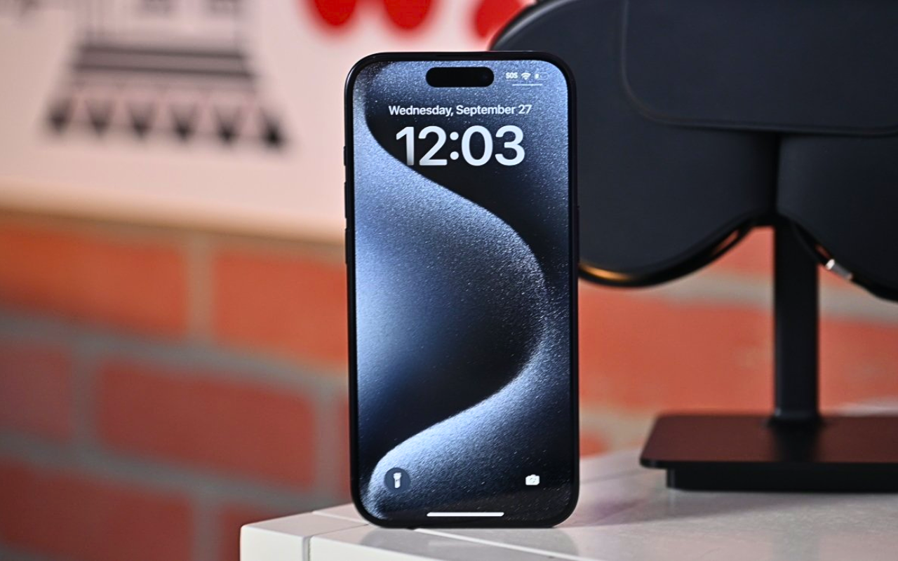 Chọn mua Màn hình iPhone 15 Pro tại FUmobile