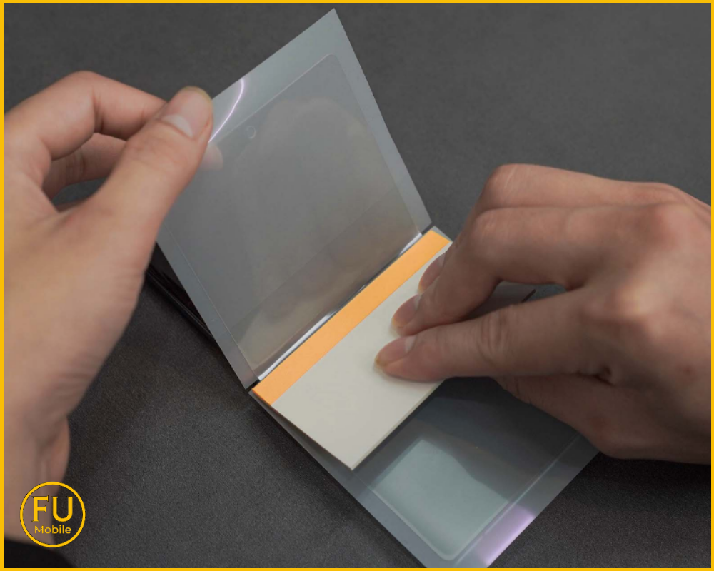 Keo OCA không gây ám vàng, không làm giảm độ sáng hay độ tương phản của màn hình