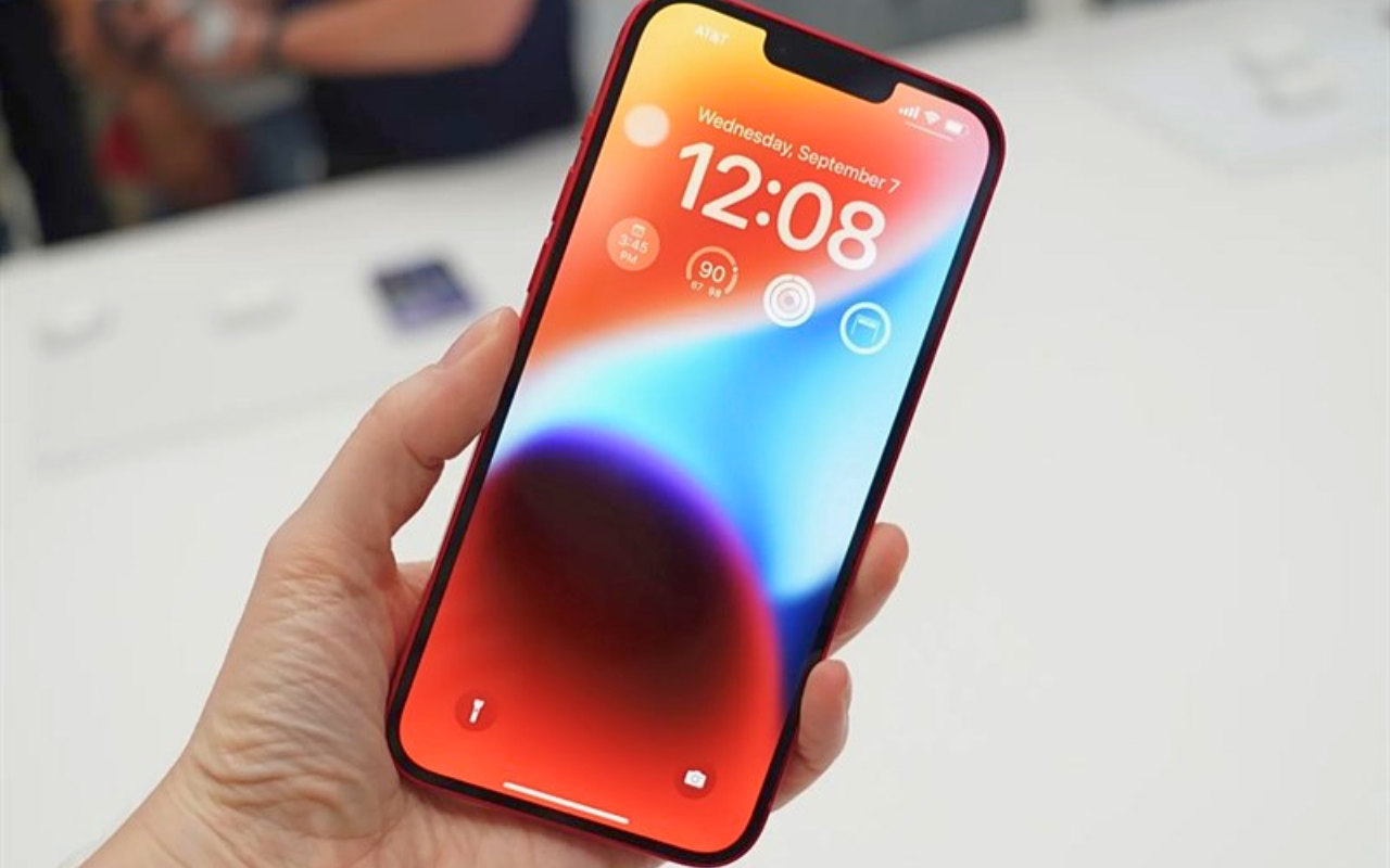 Màn hình iPhone 14 Plus