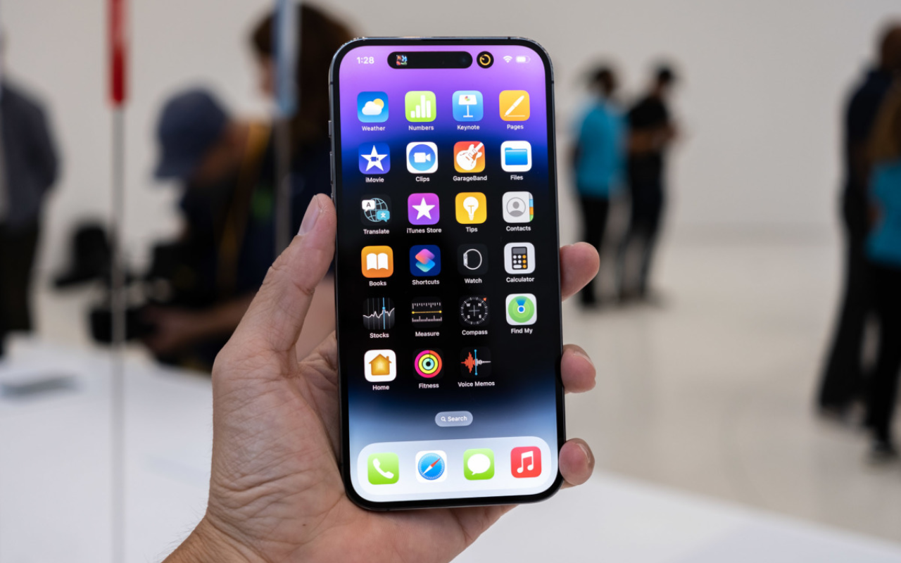Màn hình iPhone 14 Pro tại FUMobile