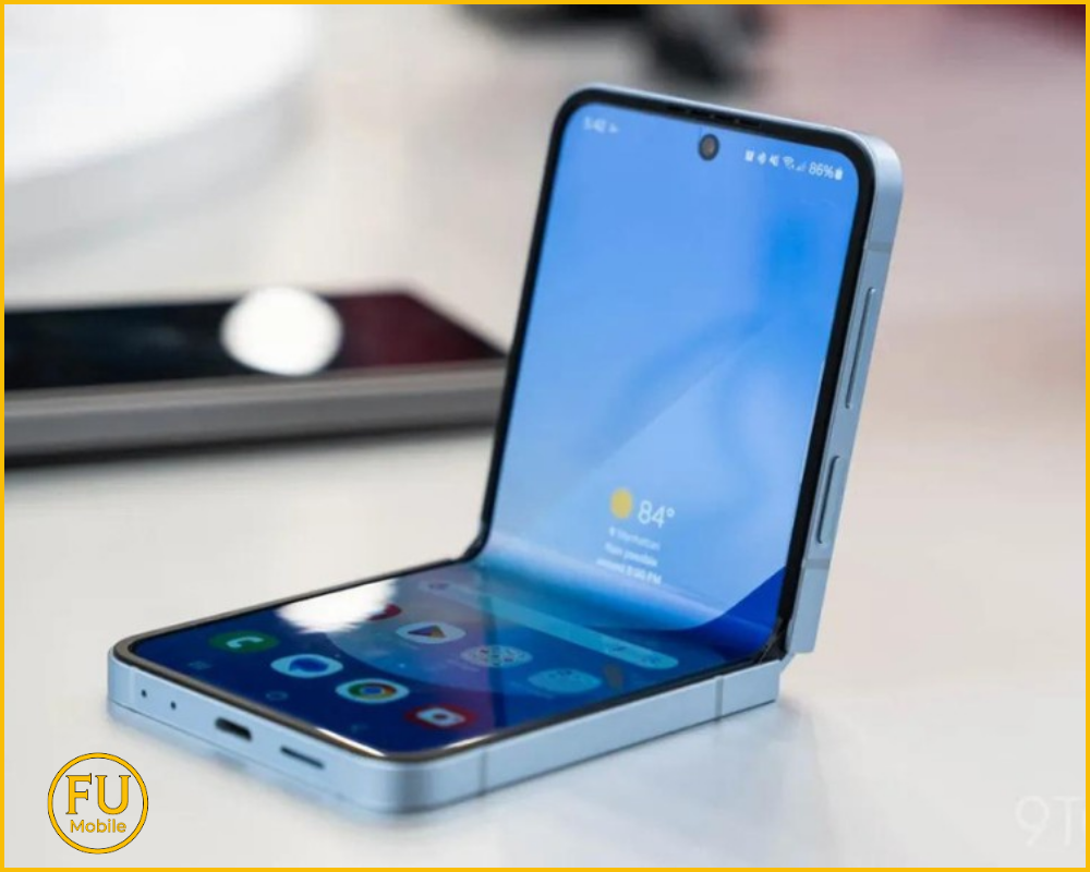 Màn hình Z Flip 6 vẫn hiển thị đẹp nhưng không thao tác được