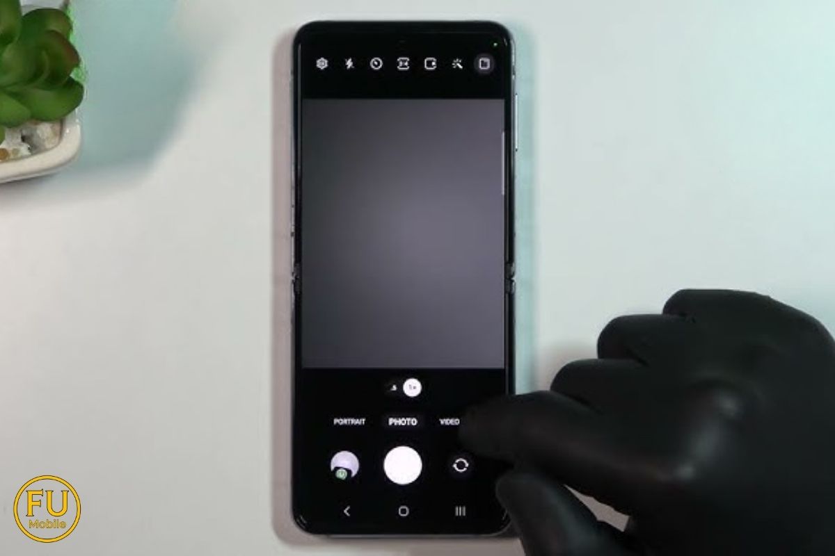 Nguyên nhân camera Z Flip 4 bị lỗi