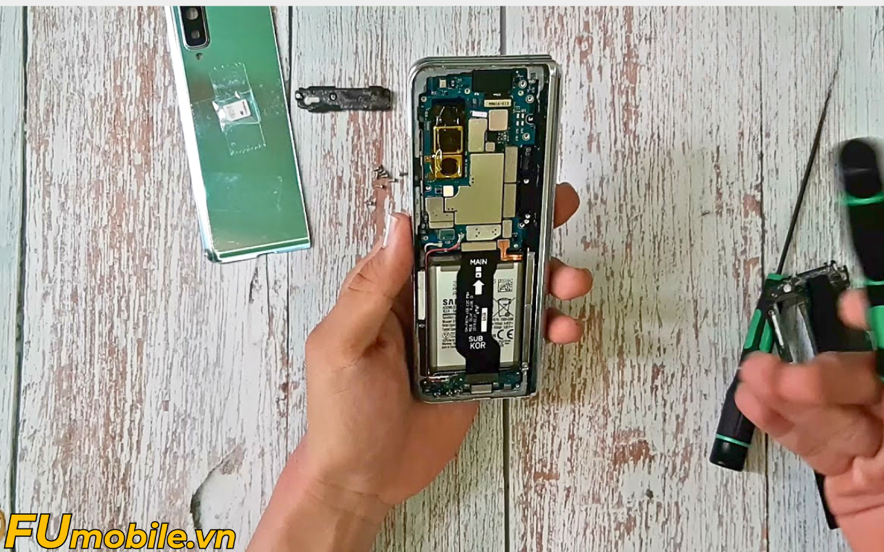 Nơi sửa Samsung Z Fold 5