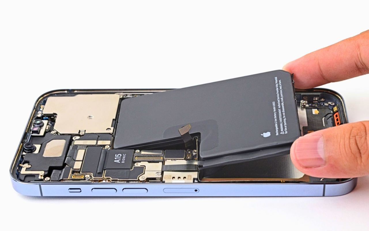 Pin iPhone 13 Pro Max