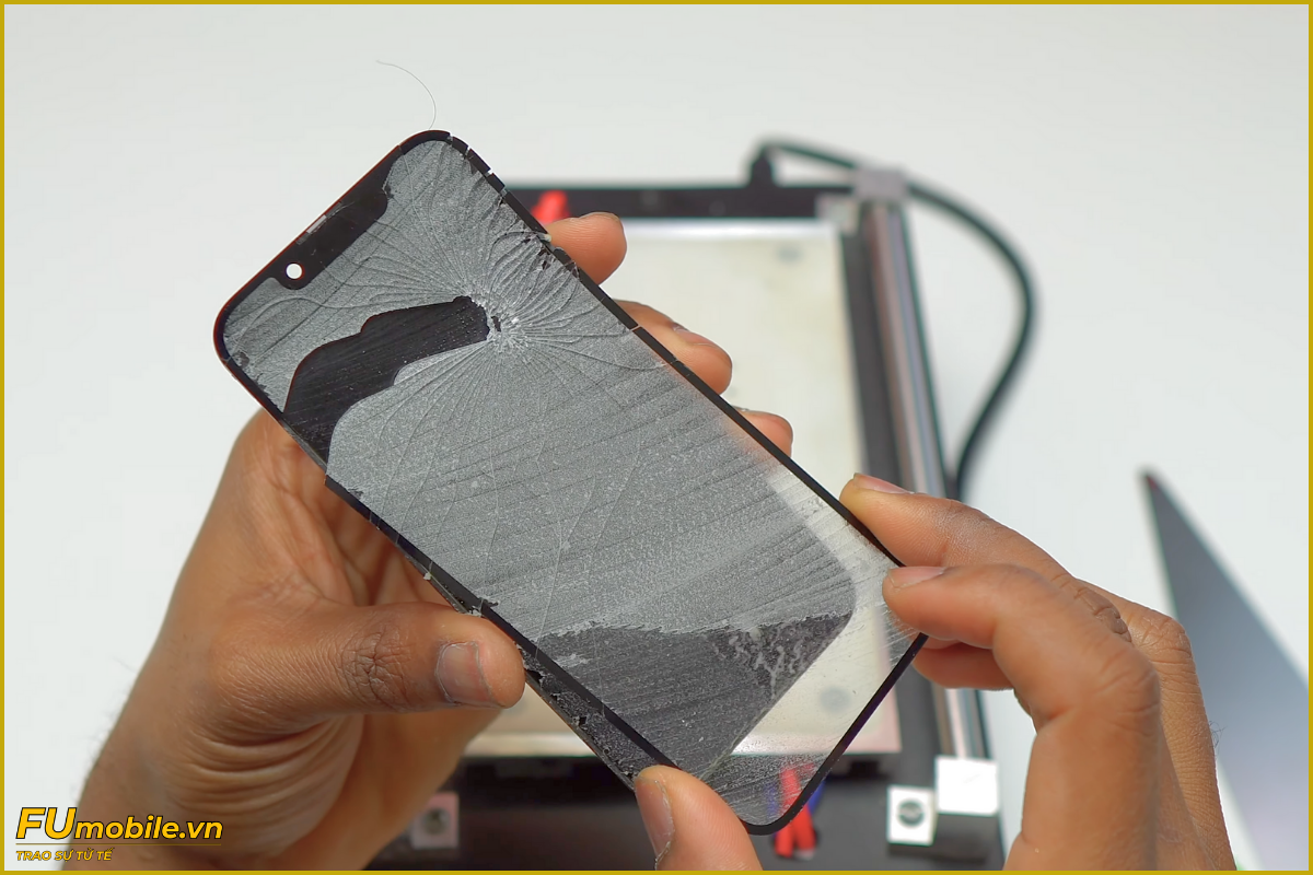 Quy trình ép kính iPhone 13 Mini