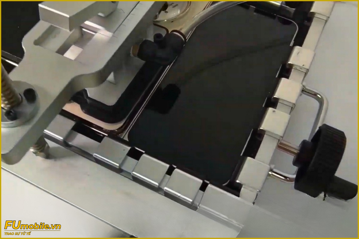 Quy trình ép kính Oppo Find X8