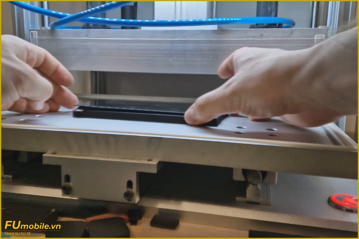 Quy trình ép kính Realme 14T 5G