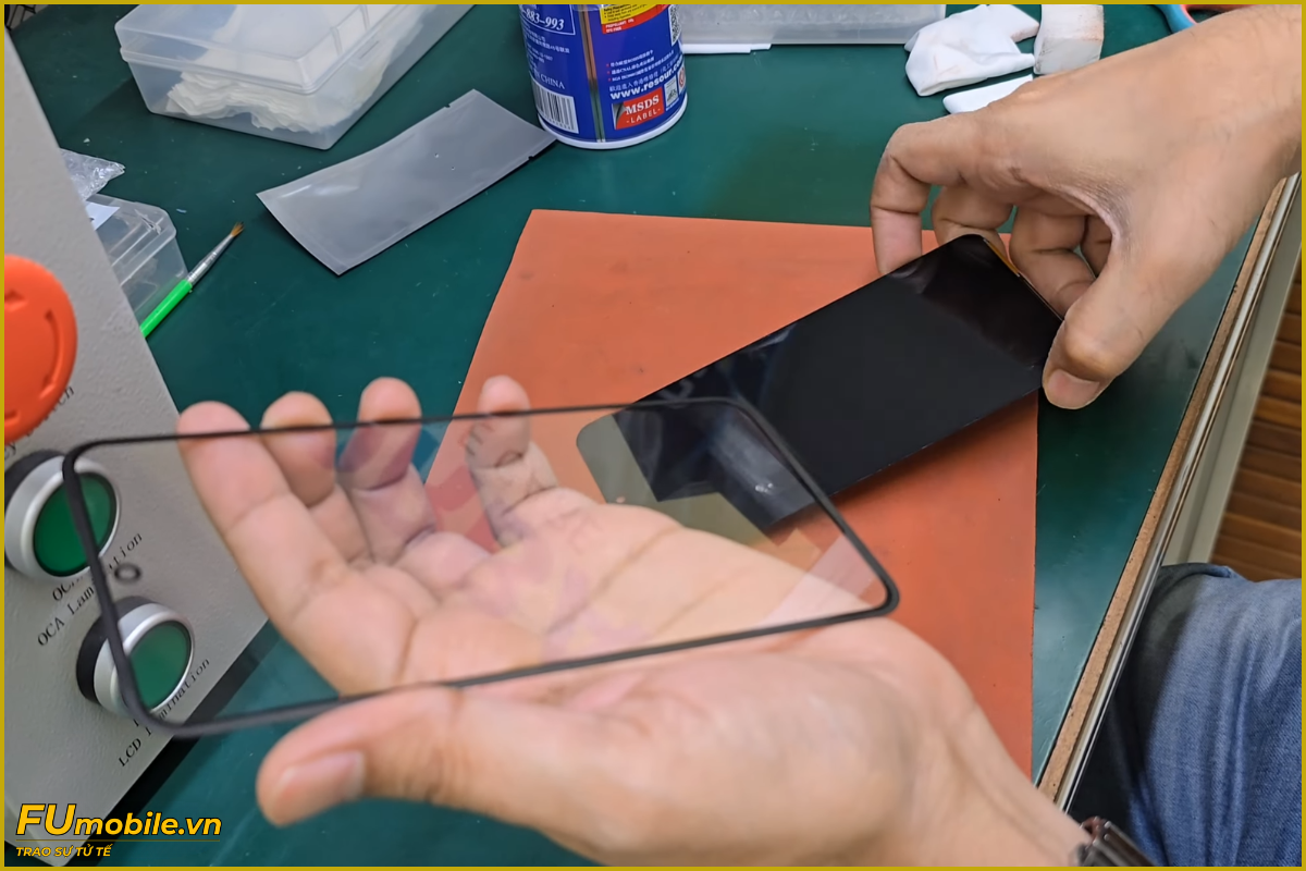 Quy trình ép kính Samsung Galaxy A56 5G