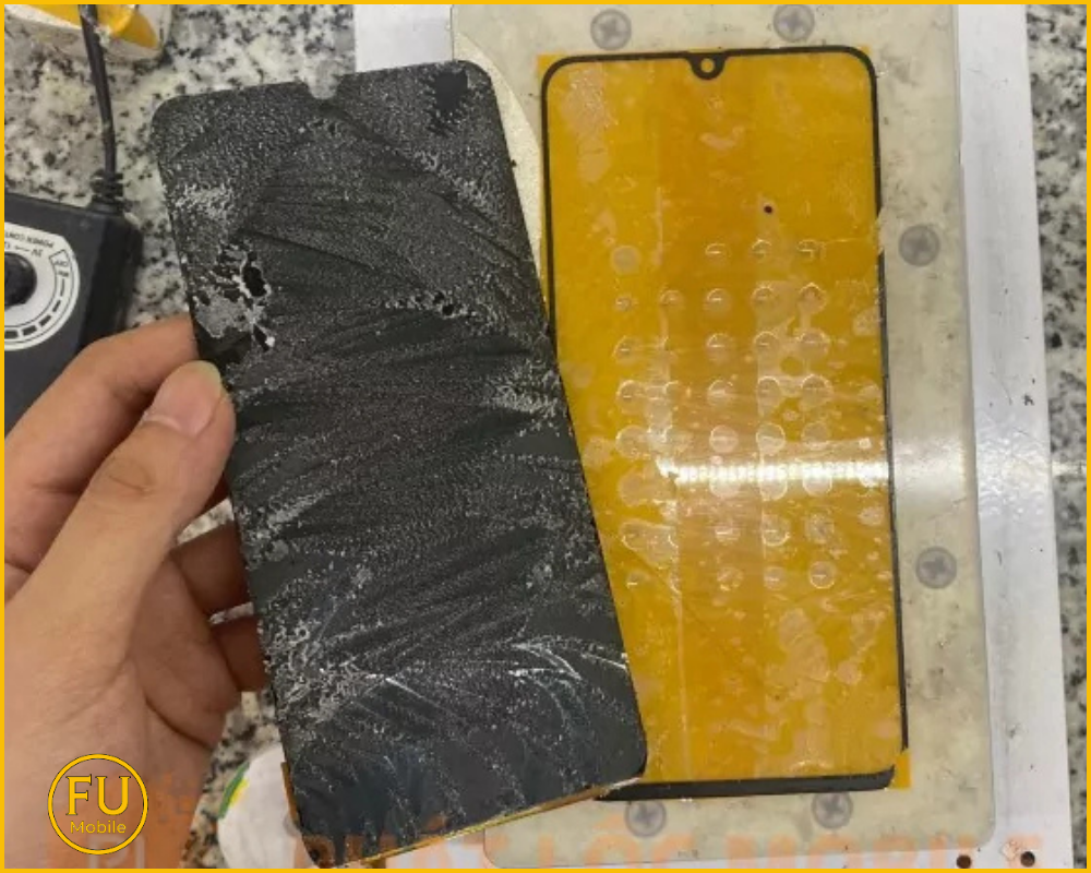 Quy trình thay mặt kính Samsung Galaxy A60 tại FUmobile