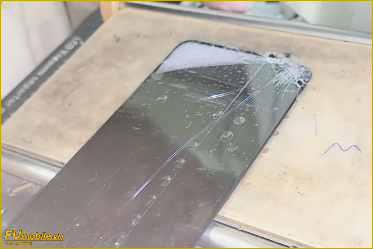 Quy trình ép kính Xiaomi 14