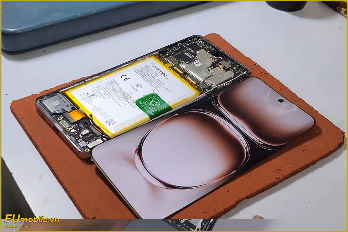 Quy trình thay màn hình OPPO Reno12 Pro