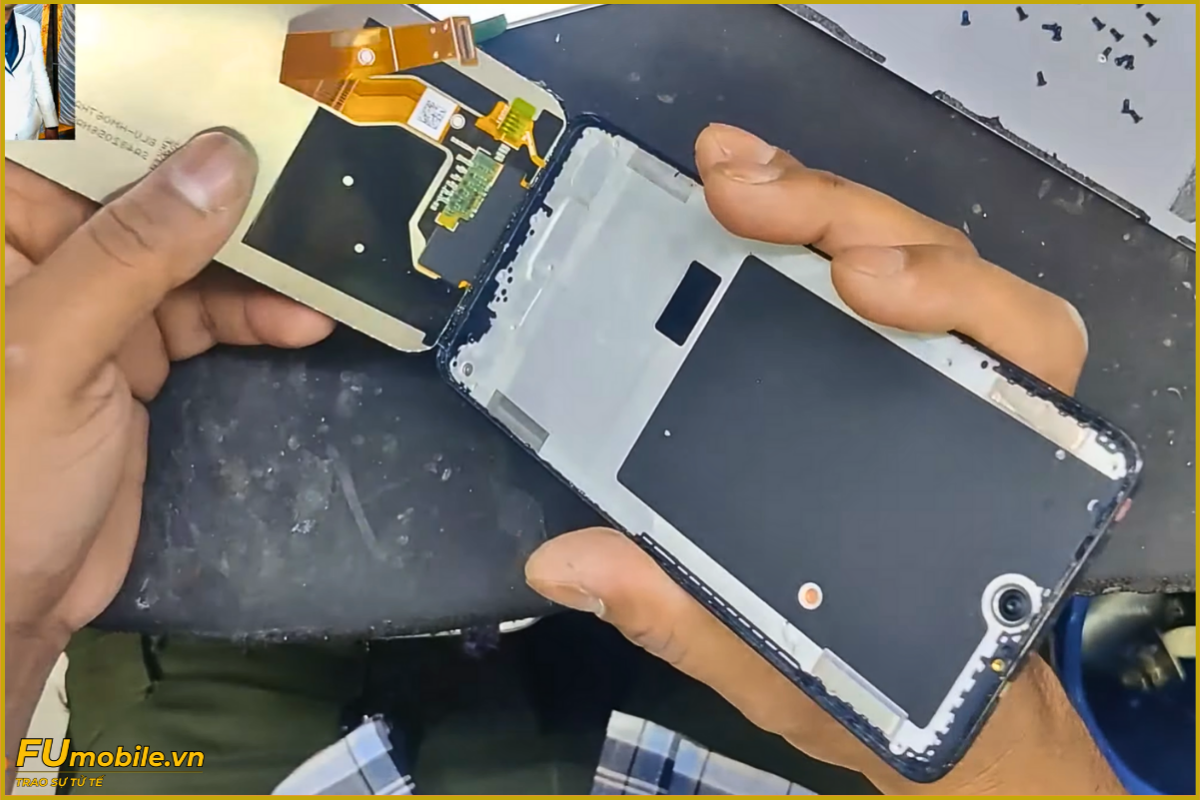 Quy trình thay màn hình Realme C75X